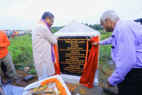 Pradhan inaugurates rural library and road in Dhenkanal