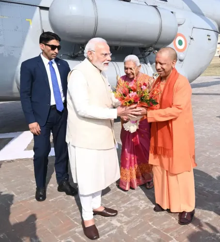 क्या प्रधानमंत्री मोदी श्री राम जन्मभूमि मंदिर में ‘ध्वजारोहण’ समारोह में हिस्सा लेने के लिए अयोध्या पहुंचे?