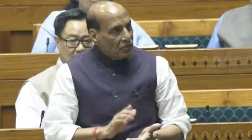 रक्षा मंत्री राजनाथ सिंह ने राहुल गांधी से माफी की मांग की: संसद में बवाल