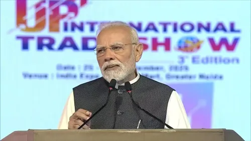 क्या प्रधानमंत्री मोदी ने ग्रेटर नोएडा में 'इंटरनेशनल ट्रेड शो' का उद्घाटन किया और उत्तर प्रदेश को निवेश का प्रमुख केंद्र बताया?