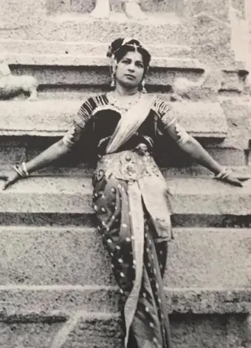 प्रख्यात नृत्यांगना अमला शंकर : 11 वर्ष की आयु में शुरू हुआ सफर, विश्व मंच पर बिखेरी कला की चमक