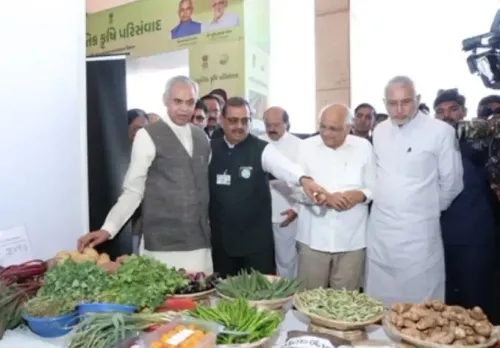 गुजरात विधानसभा परिसर में प्राकृतिक कृषि प्रदर्शनी का उद्घाटन, राज्यपाल ने की पहल