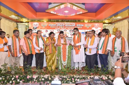Pralhad Joshi Campaigns for BJP's S.V. Sankanur in Karwar