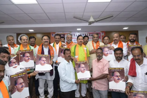 Pralhad Joshi Chairs BJP Meet in Hubballi Ahead of West Graduates Poll