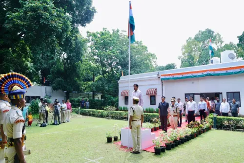 Pralhad Joshi hoists Tricolour, invokes Viksit Bharat