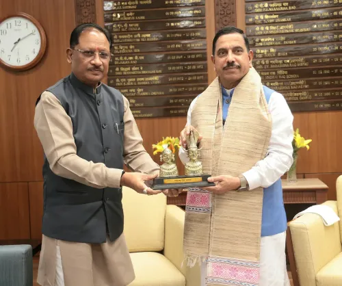 Pralhad Joshi meets Chhattisgarh CM on Kharif rice procurement