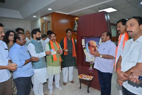 Pralhad Joshi pays tribute to Dr. Shyama Prasad Mukherjee at BJP HQ