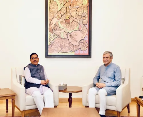 Pralhad Joshi Wishes Minister Vaishnaw on Birthday