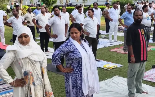 प्रयागराज में 12वें अंतरराष्ट्रीय योग दिवस की तैयारी, कंपनी बाग में योग सप्ताह का आगाज़