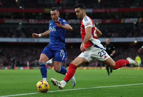 Premier League: Arsenal Stymied by Sturdy Everton Defense in Scoreless Standoff