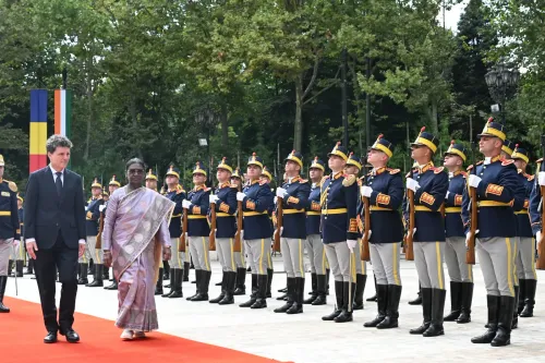 President Murmu holds talks with Romania's Nicusor Dan in Bucharest