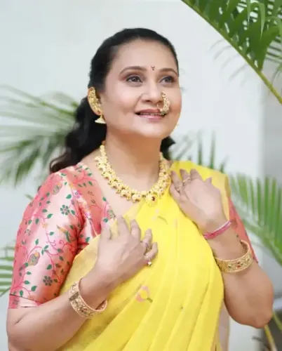 Priya Berde salutes Madhuri Dixit's dignity and grace in Bollywood
