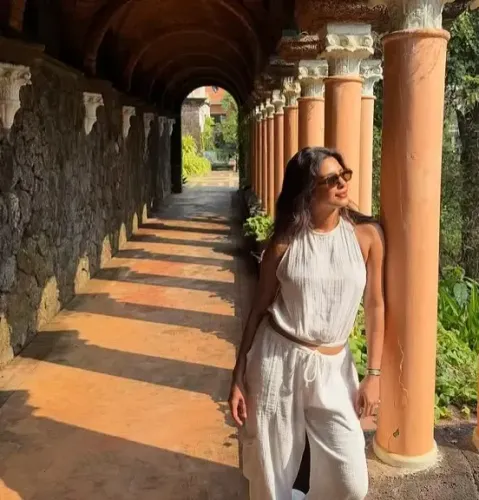 क्या प्रियंका चोपड़ा ने भारतीय महिला खिलाड़ियों की जीत का जश्न मनाया?