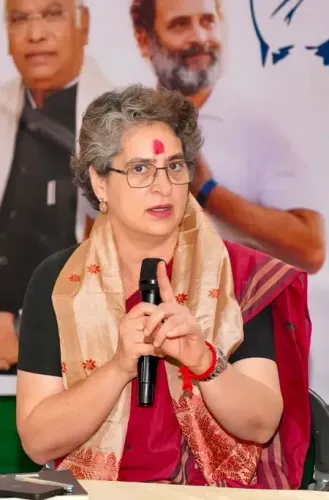 Priyanka Gandhi Criticizes Youth Wing Crackdown, Supports Protesters
