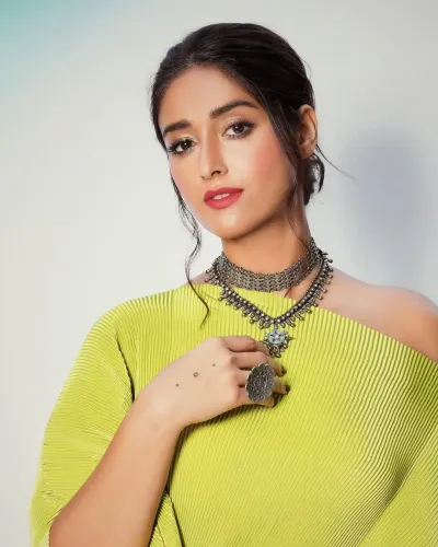 Did Priyanka, Vidya Balan & others congratulate Ileana D'Cruz on her second motherhood?