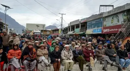 Demonstrations Against Power Outages Disrupt Pakistan's Trade Link with China