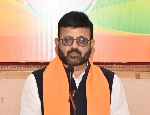 झारखंड सरकार के ₹99,639 करोड़ निवेश दावे पर भाजपा का हमला: 'पुराने MOU को नया बताकर जनता को गुमराह किया जा रहा'