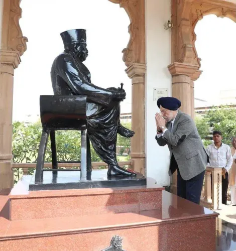 Puri greets RSS on its 101st Foundation Day