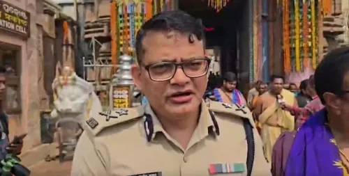 पुरी जगन्नाथ मंदिर में स्नान पूर्णिमा: 3-4 लाख श्रद्धालुओं के लिए 729 पुलिसकर्मी तैनात, सुरक्षा के पुख्ता इंतजाम