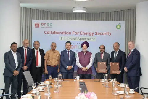 Puri Witnesses ONGC-bp Deal to Boost Western Offshore Output