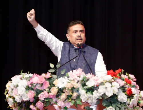 Did a Video of Trinamool Leaders Disrupting SIR Hearing Go Viral?