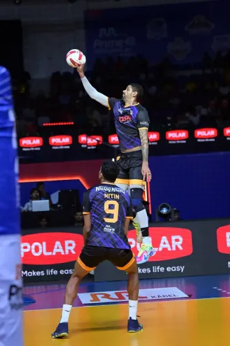 Can Bengaluru Torpedoes Overcome Kolkata Thunderbolts in PVL 2025?