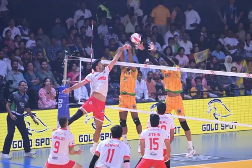 How Did Kolkata Thunderbolts Achieve a Thrilling Victory Over Chennai Blitz?