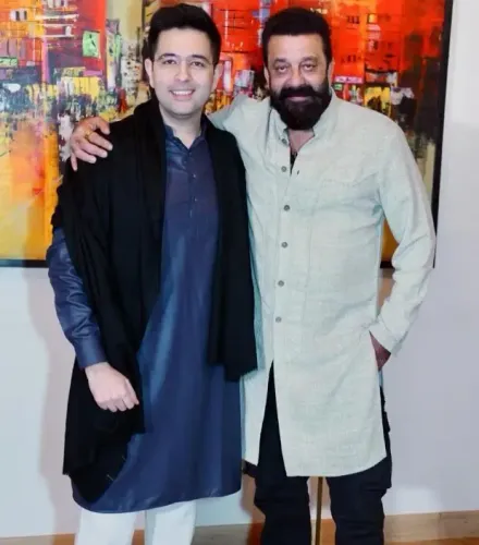 राघव चड्ढा की संजय दत्त से मुलाकात: बेहतरीन इंसान की तारीफ की तस्वीरें साझा