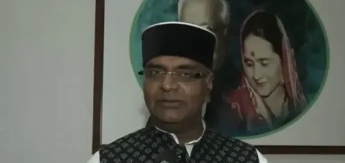 'छात्रों की गूंज' स्क्रिप्टेड स्टंट था: विश्वास सारंग का राहुल गांधी पर हमला, PM की माँ पर टिप्पणी को बताया शर्मनाक