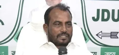 राहुल गांधी पर एनडीए का तीखा वार: 'हर मामले में निम्न स्तर का ज्ञान', पटना में सियासी बवाल