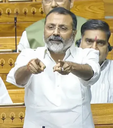 राहुल गांधी का इतिहास वोट चोरों से भरा है, इसलिए वे ऐसे आरोप लगा रहे हैं: निशिकांत दुबे