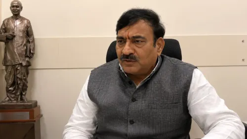 राहुल गांधी का PM आवास के बाहर प्रदर्शन 'तमाशा': BJP MLC श्रीकांत भारतीय, उद्धव की टिप्पणी पर भी पलटवार