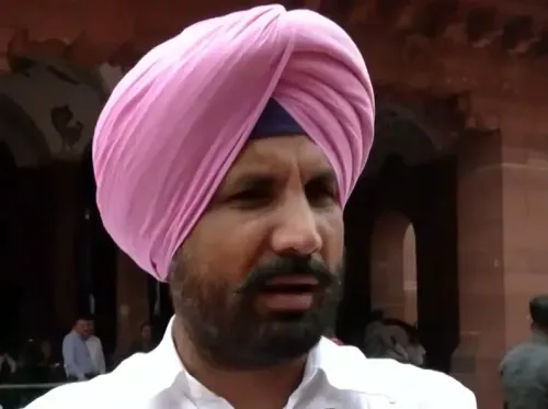 कंगना रनौत का राहुल गांधी पर हमला: सुर्खियों में बने रहने की कोशिश?