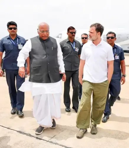 खड़गे, राहुल-प्रियंका गांधी खड़गे समेत कांग्रेस नेताओं ने देशवासियों को दी रक्षाबंधन की शुभकामनाएं