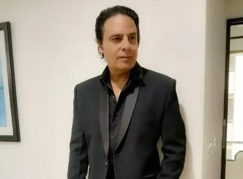 Rahul Roy clarifies he's 'well taken care of', warns fans against fake help claims