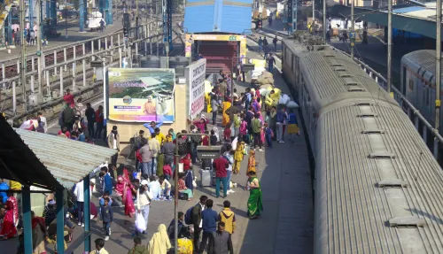 Delhi to Experience Overnight Suspension of Railway Reservation Services for Maintenance