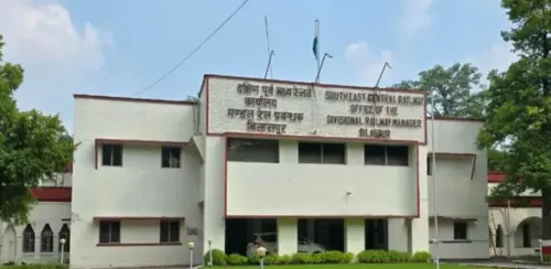 SECR और SBI के रेलवे सैलरी पैकेज से दिवंगत नर्सिंग सुपरिटेंडेंट के परिवार को ₹1.10 करोड़ का बीमा लाभ
