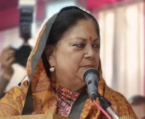 How is the Movement to Protect Khejri Trees Gaining Support from Vasundhara Raje?