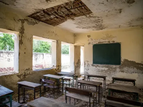 Rajasthan ACS inspects Jaipur, Dausa schools; orders demolition of unsafe buildings