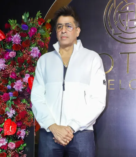 Rajat Bedi Addresses Viveck Vaswani's Concerns Over Aryan Khan's Controversial Scene in 'Ba***ds of Bollywood'