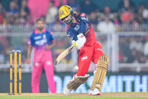 रजत पाटीदार का कप्तान बनकर बेहतरीन प्रदर्शन, आरसीबी ने आरआर के खिलाफ बनाए 201 रन