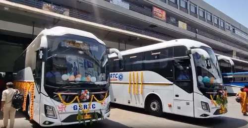 राजकोट एसटी विभाग को मिलीं 5 नई वॉल्वो बसें, भुज और वडोदरा रूट पर सेवा शुरू