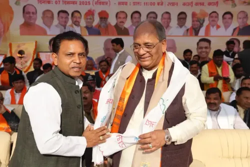 क्या राजनीति और शिक्षा में जो समाज पिछड़ जाता है, वो कभी आगे नहीं बढ़ सकता?: राजवीर सिंह