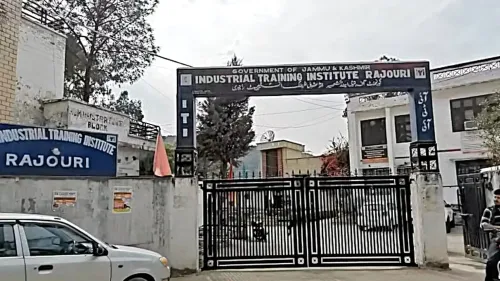 राजौरी में शुरू हुआ तीन महीने का सोलर टेक्नीशियन कोर्स, युवाओं के लिए रोजगार के नए द्वार