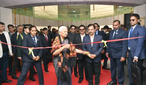 क्या राज्यपाल आनंदीबेन पटेल ने एकेटीयू में बीटेक सत्र का शुभारंभ किया और सेंटर फॉर एडवांस्ड स्टडीज का निरीक्षण किया?