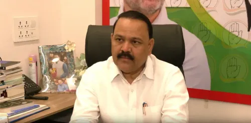 राजनाथ सिंह के 'सरकार बदलने' वाले बयान पर सियासी तूफान, कांग्रेस सपा ने भाजपा को घेरा