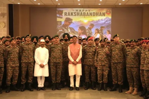 रक्षाबंधन पर रांची में जवानों संग रक्षा राज्य मंत्री संजय सेठ, राखी बांधकर बढ़ाया सैनिकों का हौसला