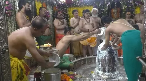 क्या रक्षाबंधन पर उज्जैन महाकाल मंदिर में विशेष भस्म आरती हुई?