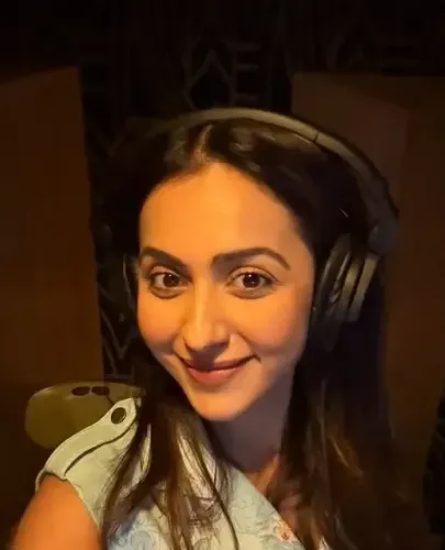 Rakul Preet Singh Begins Dubbing for 'Pati Patni Aur Woh Do'
