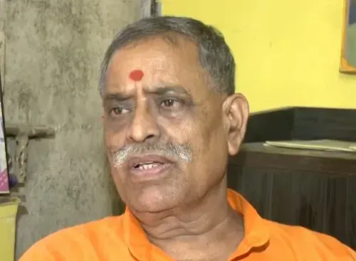 राम मंदिर चढ़ावा चोरी: एसआईटी के सामने पेश हुए संतोष दुबे, बोले — '1200 राम शिलाएं गायब, कलंक मिटाना ज़रूरी'